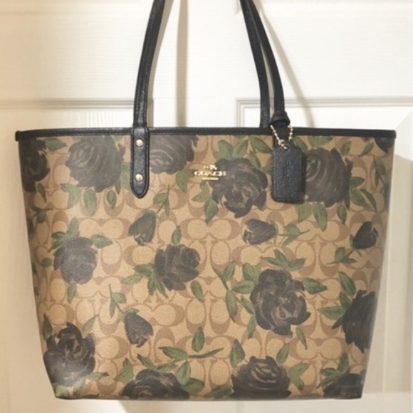 NWT Coach Reversible City Tote Bag Camo Rose - Picture 2 of 8